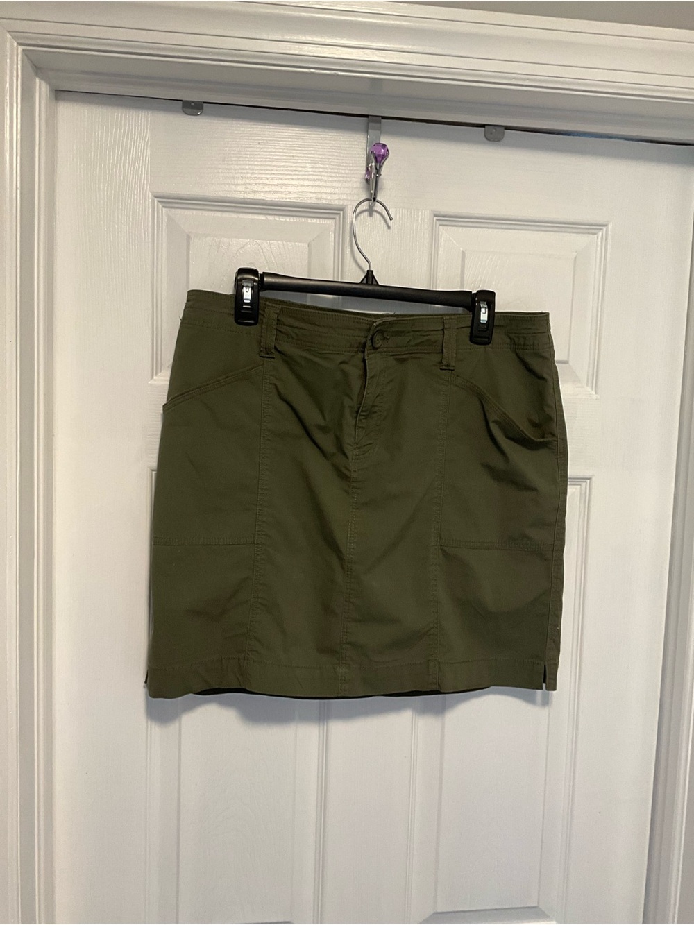Chico’s Olive Green Flat Front Skort Size Large/12